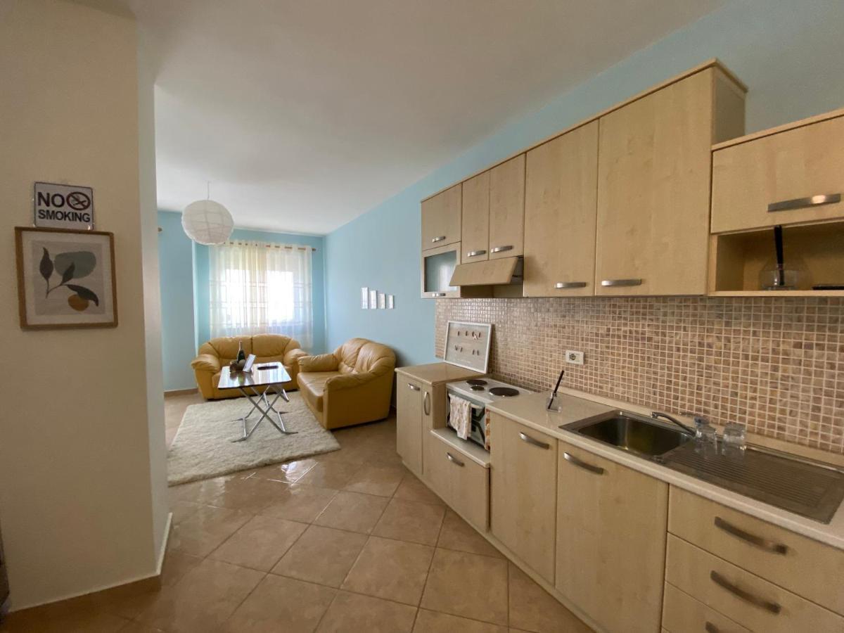 Apartment Seashell